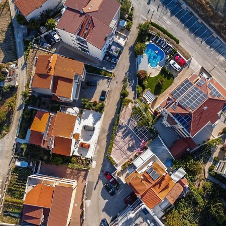 Ve & Ki Apartment Podstrana Bagian luar foto