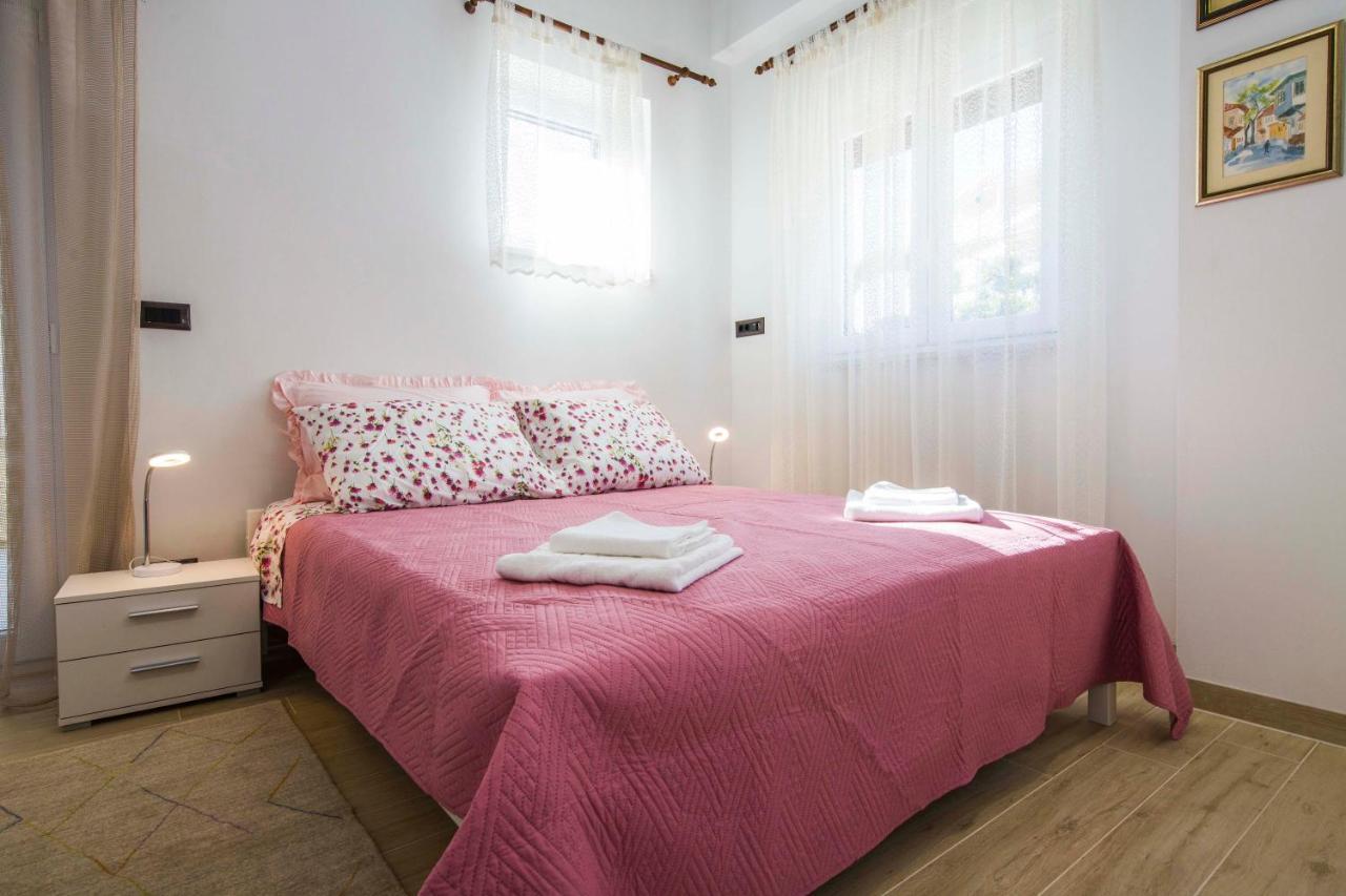 Ve & Ki Apartment Podstrana Bagian luar foto