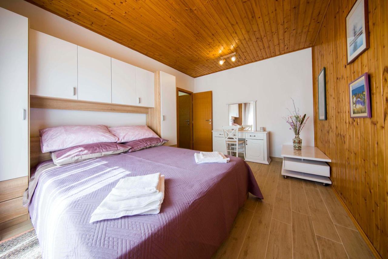 Ve & Ki Apartment Podstrana Bagian luar foto