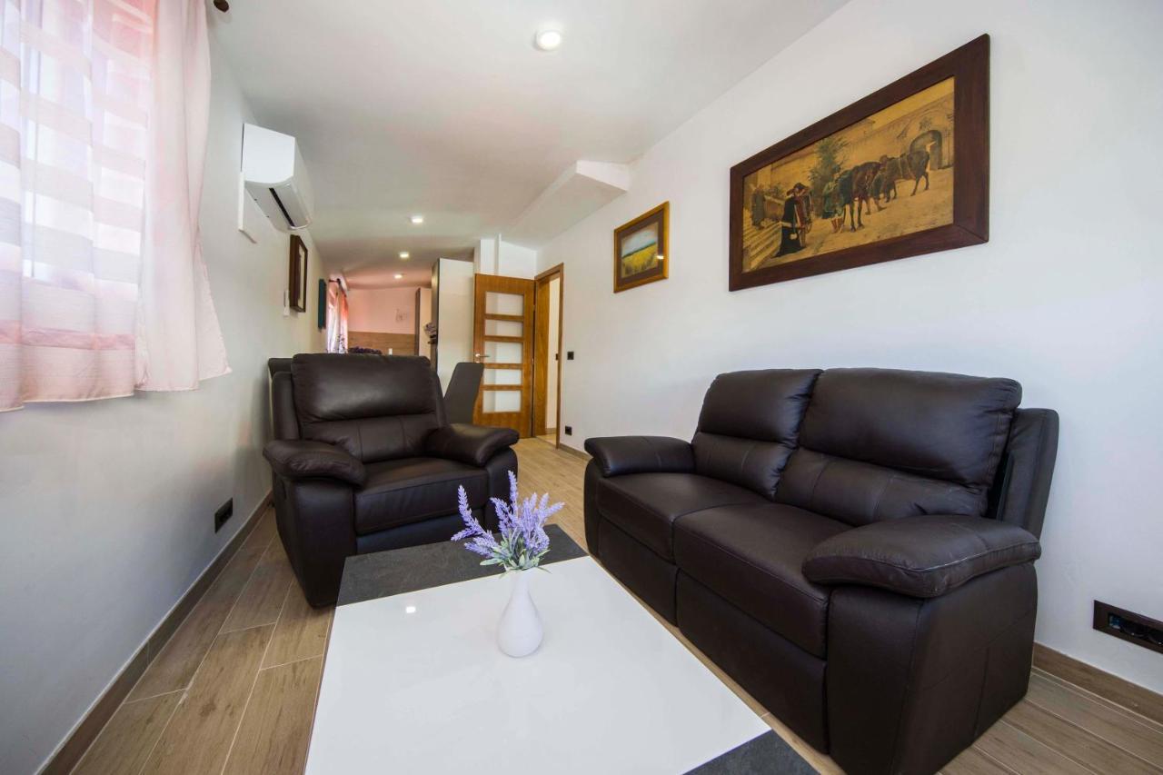 Ve & Ki Apartment Podstrana Bagian luar foto