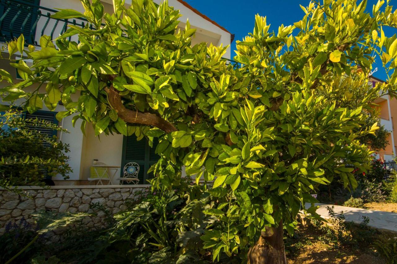 Ve & Ki Apartment Podstrana Bagian luar foto