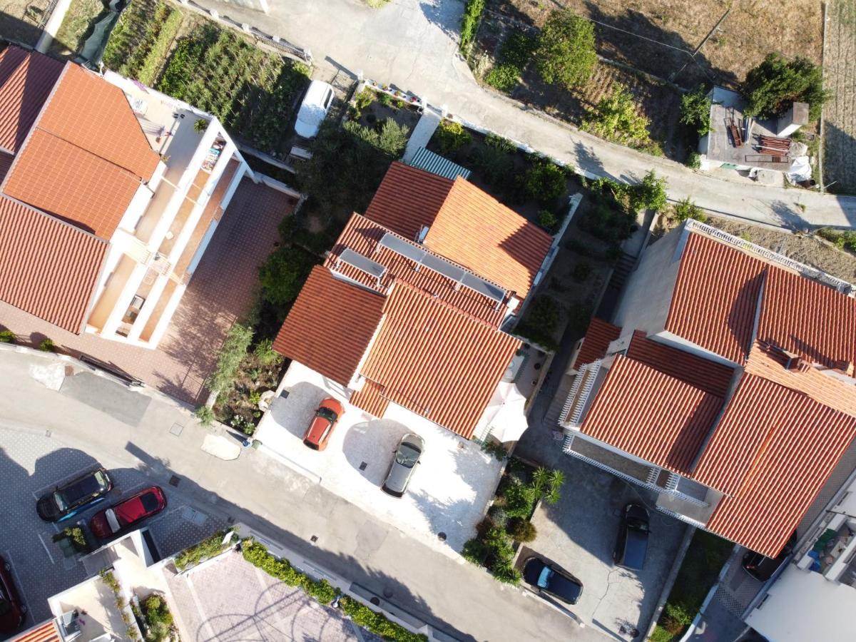 Ve & Ki Apartment Podstrana Bagian luar foto